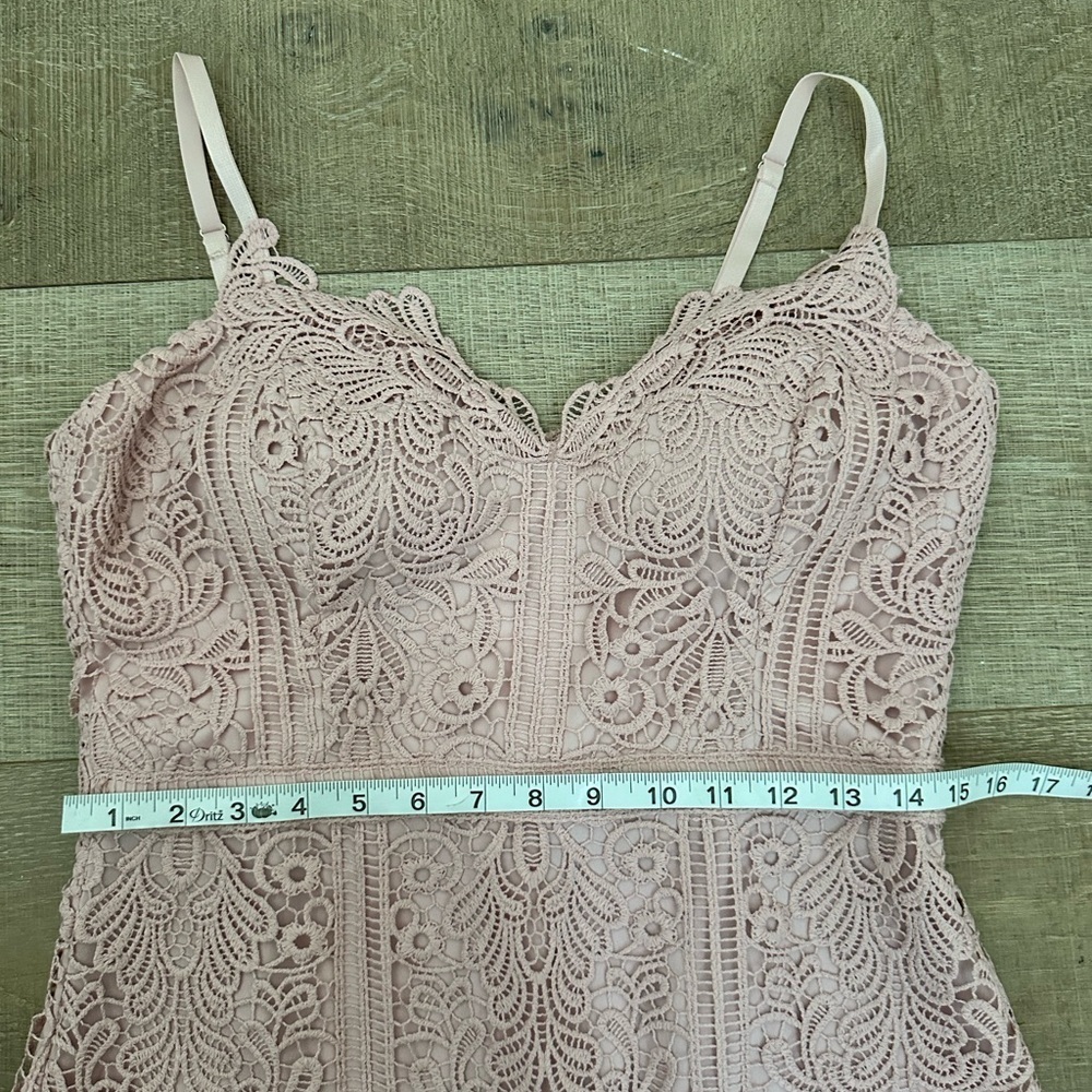 Guess Blush Lace Midi Dress - Picture 8 of 11